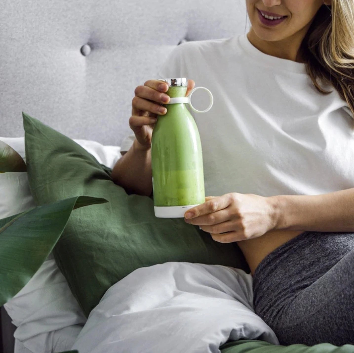 Portable Wireless Mini Blender